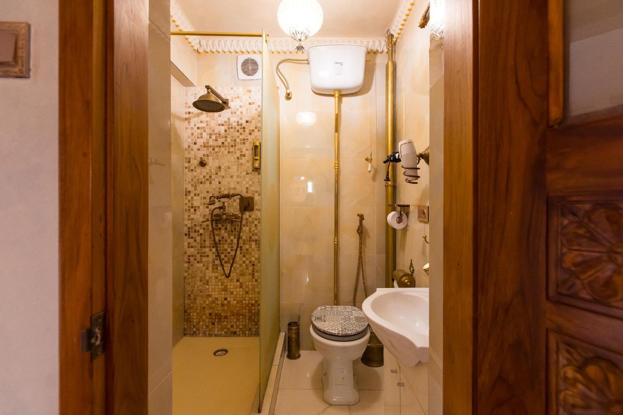 Hidden Gem Antique Apt With Stunning City Views Bucureşti Exterior foto